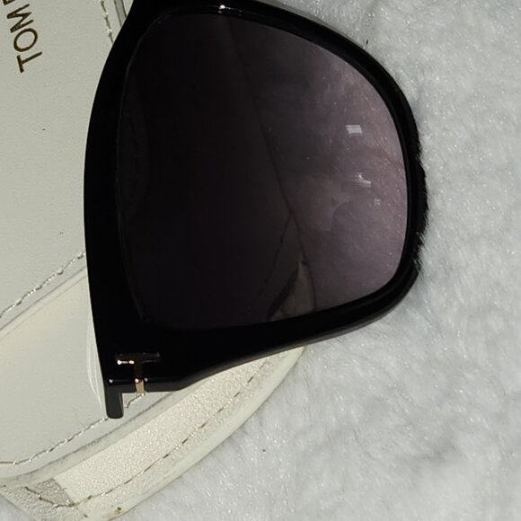 SOLD! TOM FORD TF5824 - Black Eyeglasses with Magnetic Clip-on Sunglasses - Picture 11 of 16